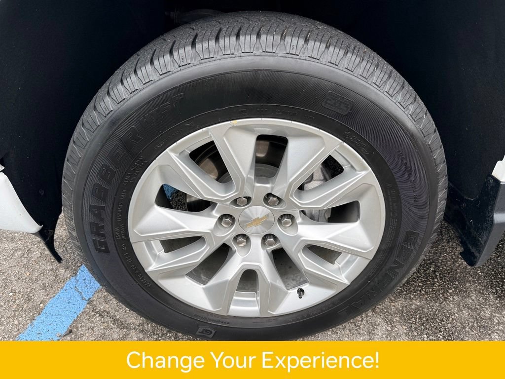 Used 2023 Chevrolet Silverado 1500 Custom AWD/4WD image 30