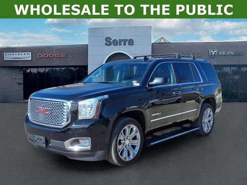 Used 2017 GMC Yukon Denali w/ Open Road Package AWD/4WD image 3
