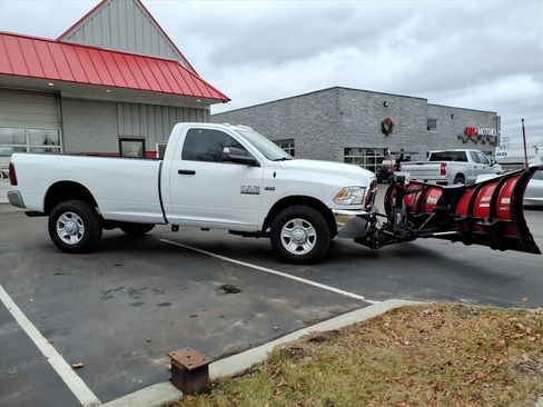 Used 2016 RAM 3500 Tradesman w/ Chrome Appearance Group image 6