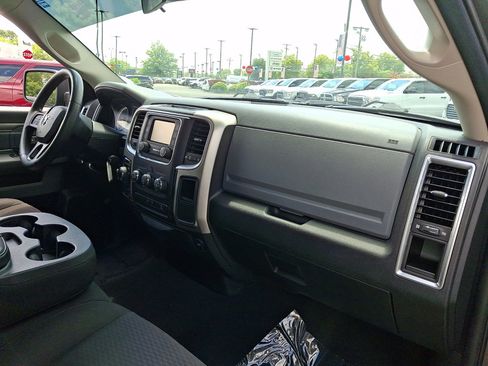 Used 2020 RAM 1500 Warlock AWD/4WD image 11