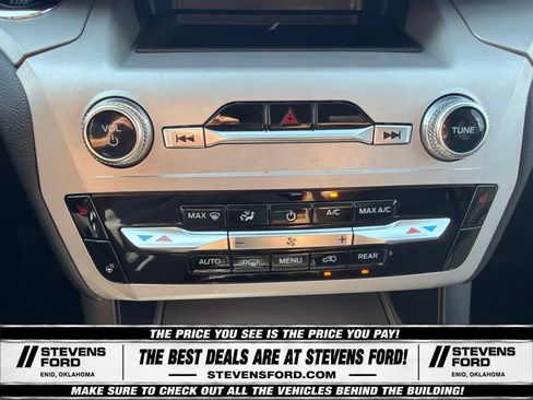 Used 2023 Ford Explorer XLT w/ Equipment Group 202A AWD/4WD image 30