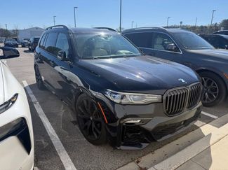 Used 2020 BMW X7 M50i video 1