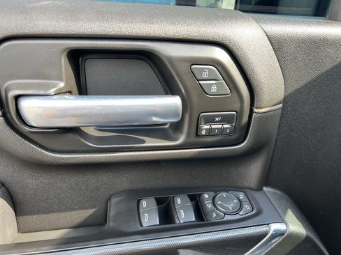 Certified 2022 GMC Sierra 3500 AT4 w/ AT4 Preferred Package AWD/4WD image 30