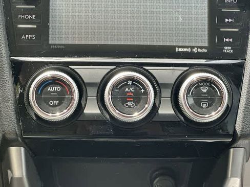 Used 2017 Subaru Forester 2.5i Premium AWD/4WD image 13