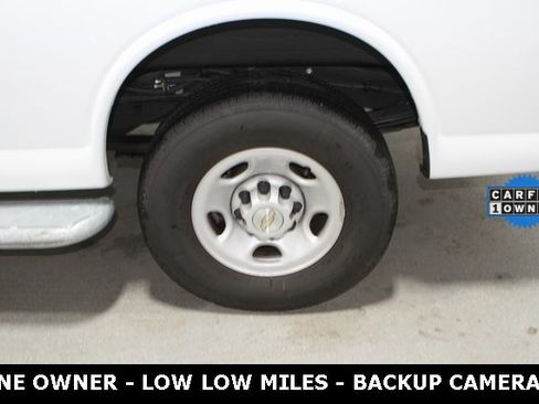 Used 2023 Chevrolet Express 2500 w/ Driver Convenience Package image 11