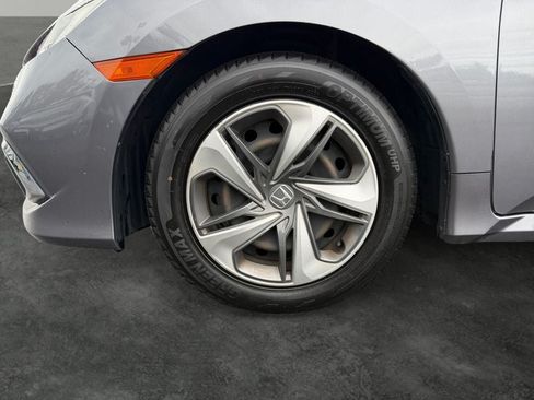Used 2019 Honda Civic LX image 4
