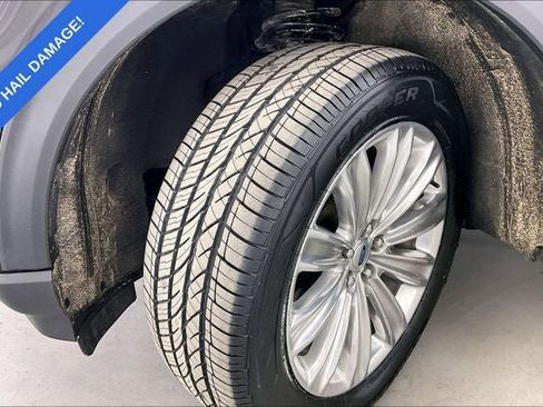 Used 2023 Ford Explorer Limited w/ Limited Technology Package AWD/4WD image 34