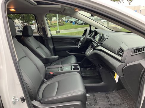 Used 2026 Honda Odyssey EX-L image 35