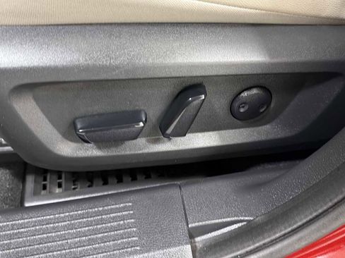 Used 2023 Nissan Rogue SL w/ SL Premium Package image 14