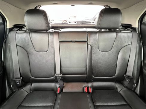 Certified 2022 Buick Encore GX Essence w/ Advanced Technology Package image 26