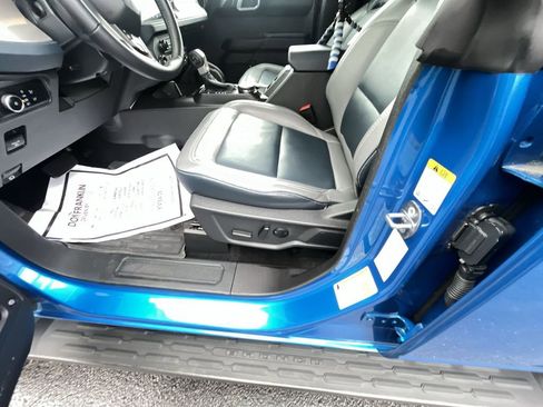 Used 2024 Ford Bronco Outer Banks image 12