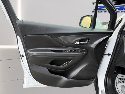 Used 2020 Buick Encore Essence image 15