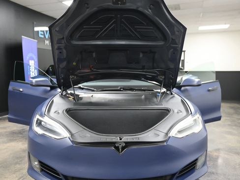 Used 2017 Tesla Model S 90D image 44