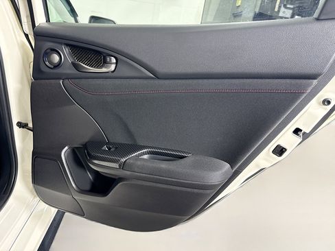 Used 2017 Honda Civic Type R image 28