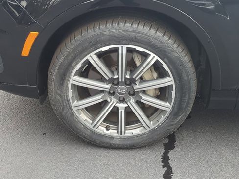 Used 2019 Audi Q7 3.0T Premium Plus w/ Premium Plus Package image 28