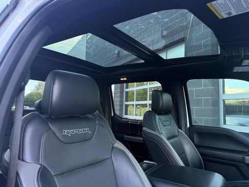Used 2018 Ford F150 Raptor w/ Equipment Group 802A Luxury AWD/4WD image 53