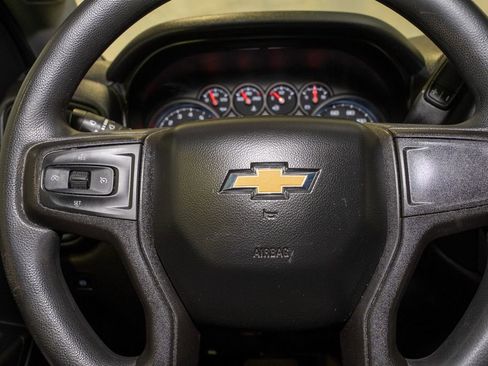 Used 2021 Chevrolet Silverado 1500 Custom image 16