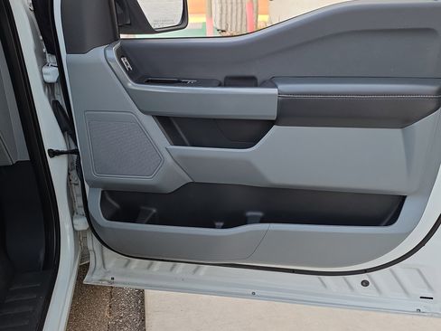 Used 2023 Ford F150 XLT image 33