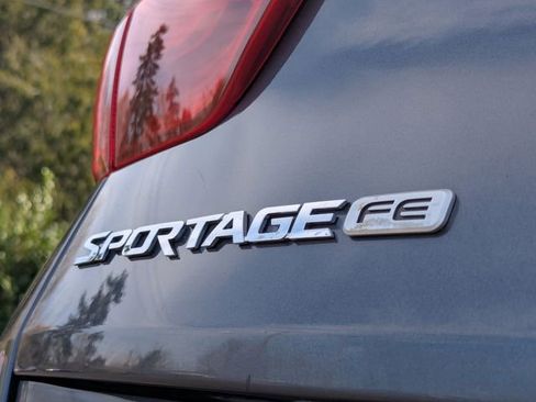 Used 2019 Kia Sportage LX FWD image 27