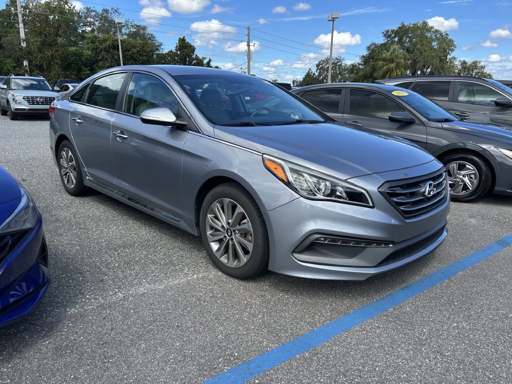 Used 2015 Hyundai Sonata Sport w/ Option Group 03 FWD image 2