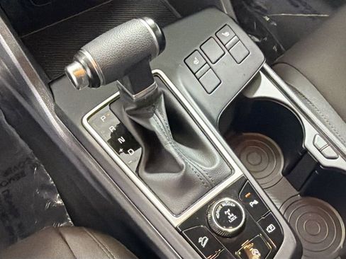 Used 2023 Kia Sportage LX AWD/4WD image 18