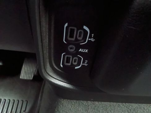 Used 2022 RAM 1500 Big Horn RWD image 6