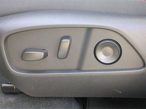 New 2026 Chevrolet Equinox RS image 23