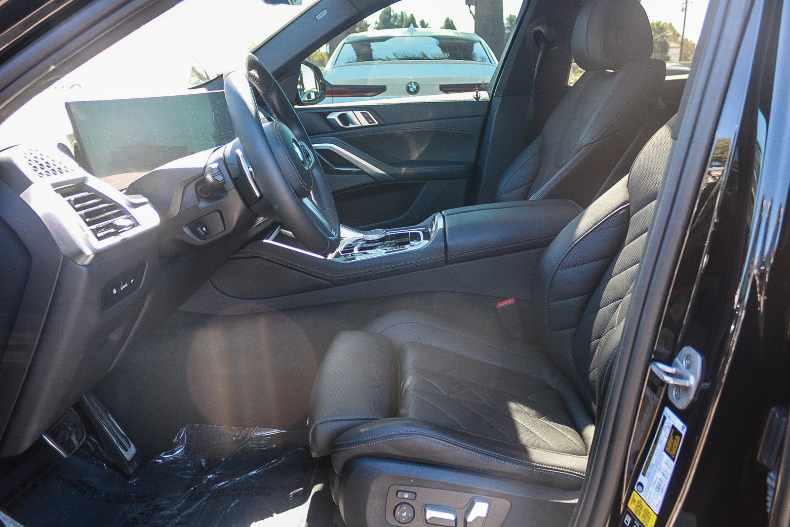 Used 2024 BMW X6 xDrive40i w/ Premium Package AWD/4WD image 17