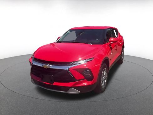 Used 2026 Chevrolet Blazer LT AWD/4WD image 6