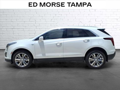 Certified 2024 Cadillac XT5 Premium Luxury FWD image 2