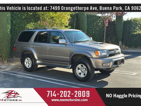 Used 2002 Toyota 4Runner SR5 AWD/4WD image 4
