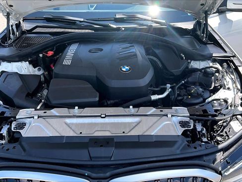 Used 2025 BMW 330i Sedan w/ M Sport Package RWD image 33