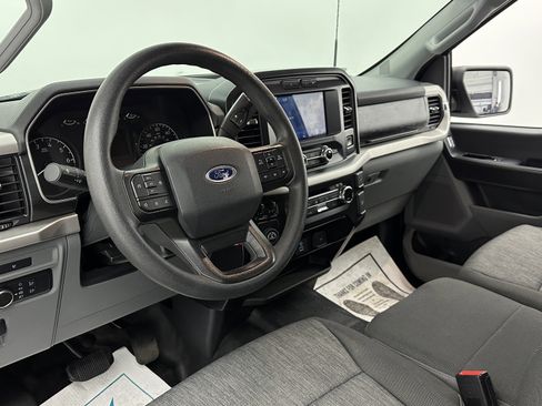 Used 2021 Ford F150 XL w/ Trailer Tow Package image 8