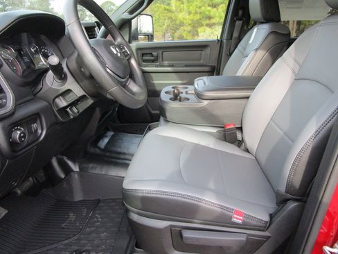 New 2026 RAM 3500 Tradesman AWD/4WD image 29