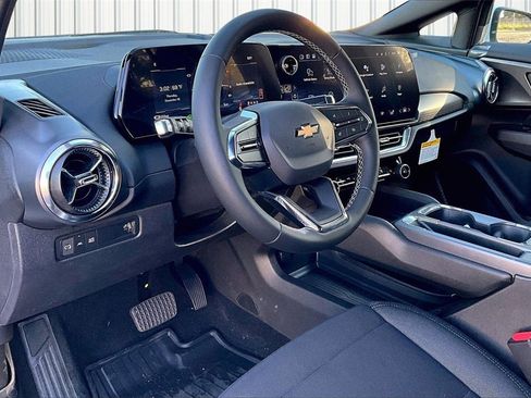 New 2026 Chevrolet Equinox EV LT w/ Comfort Package image 3