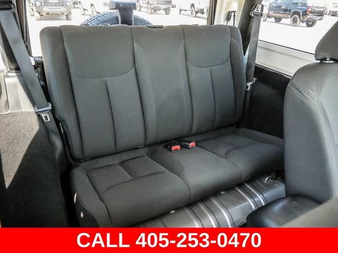 Used 2016 Jeep Wrangler Sport w/ Quick Order Package 24S AWD/4WD image 17