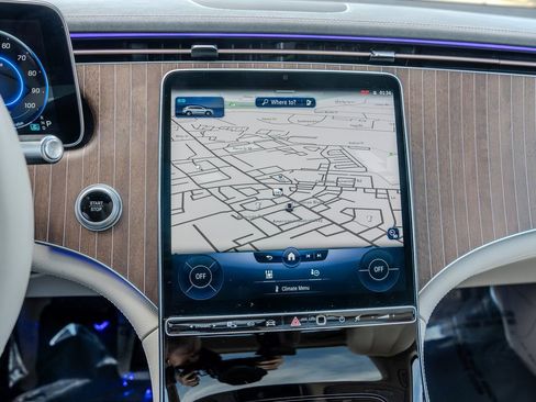 Used 2023 Mercedes-Benz EQS 450+ 4MATIC SUV image 10