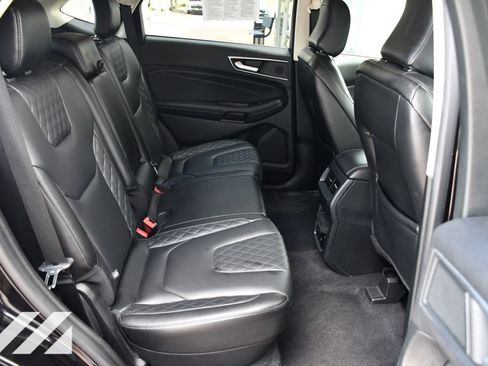 Used 2024 Ford Edge Titanium AWD/4WD image 27