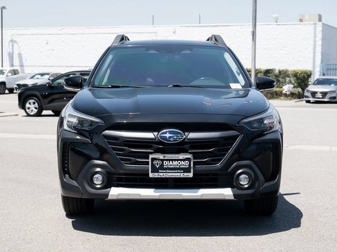 Used 2023 Subaru Outback Limited AWD/4WD image 2