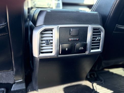 Used 2018 Ford F150 Platinum w/ Equipment Group 701A Luxury image 25