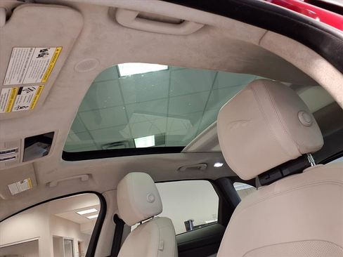 Used 2021 Jaguar F-PACE S image 23