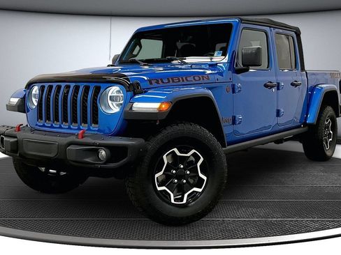 Used 2020 Jeep Gladiator Rubicon w/ Dual Top Group AWD/4WD image 3