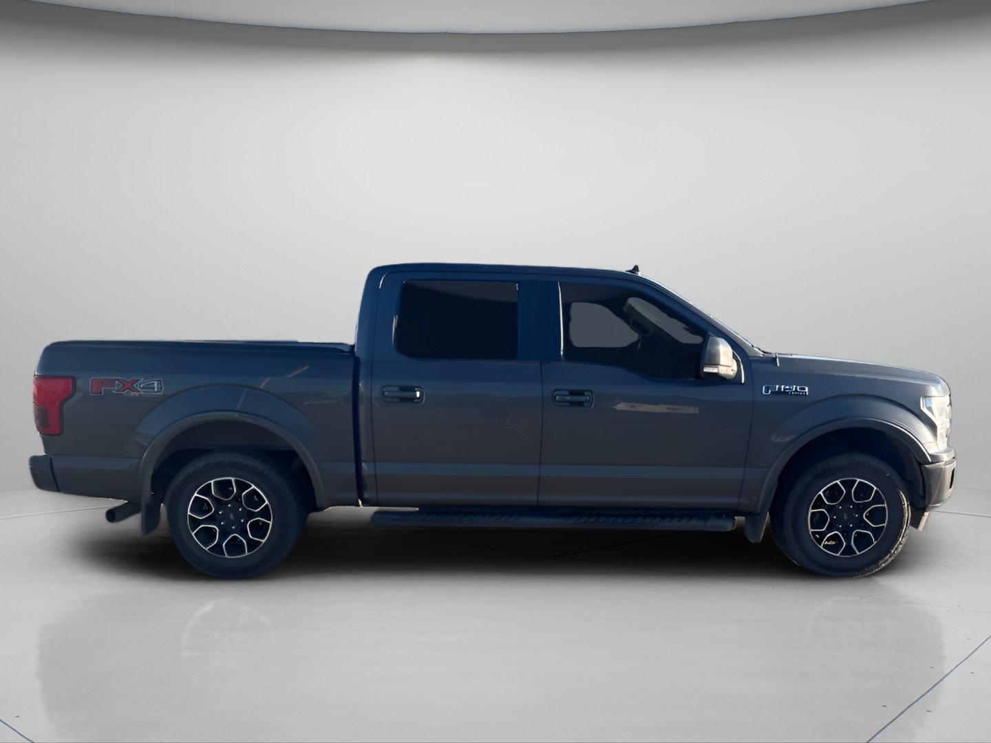 Used 2020 Ford F150 Lariat w/ Equipment Group 502A Luxury AWD/4WD image 8