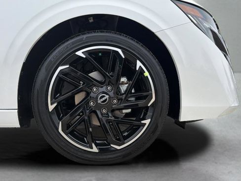 New 2026 Nissan Sentra SR w/ SR All Weather Package FWD image 12