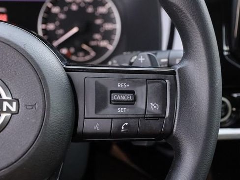 Certified 2022 Nissan Pathfinder S FWD image 12
