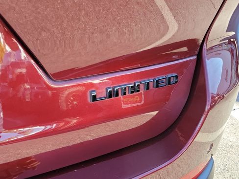 Certified 2024 Jeep Grand Cherokee L Limited w/ Black Appearance Package image 22