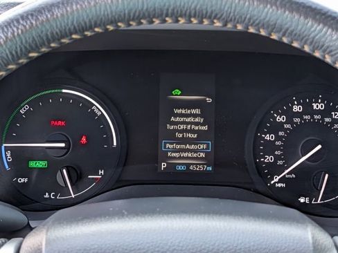 Used 2024 Toyota Sienna XLE Woodland Edition AWD/4WD image 21