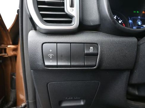 Used 2018 Kia Sportage LX image 28