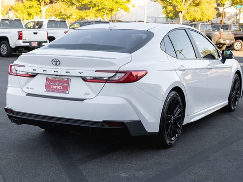Certified 2025 Toyota Camry SE w/ Convenience Package FWD image 5