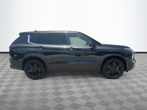 New 2026 Mitsubishi Outlander SE FWD image 4
